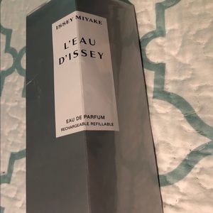 Issey miyake Woman’s scent new in a box authentic